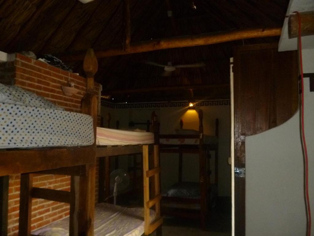 Mayan Hostel Cancun Room photo