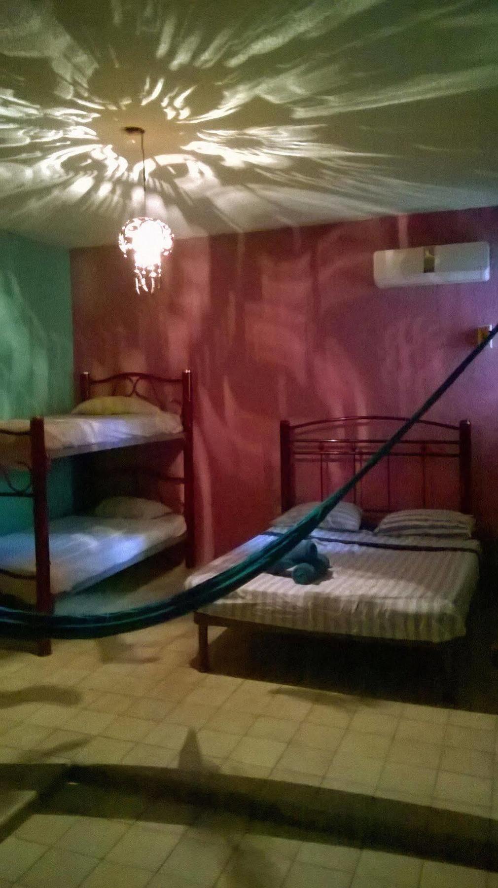 Mayan Hostel Cancun Exterior photo